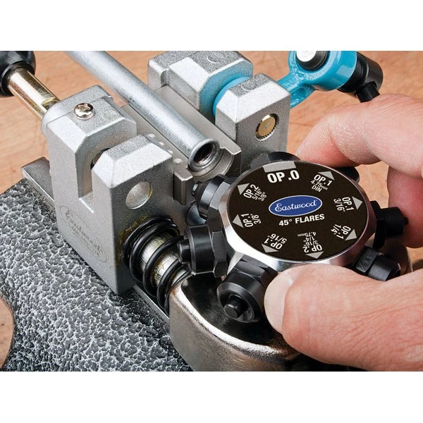 Eastwood Professional Turret-Style Brake Pipe Flaring Tool Kit – Single, Double And Bubble Flares 4 Eastwood Professional Turret-Style Brake Pipe Flaring Tool Kit – Single, Double And Bubble Flares - Image 2
