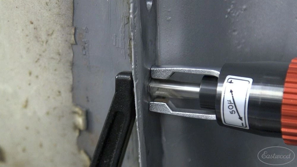 Eastwood 5/16″ Pneumatic Spotweld Drill 5 Eastwood 5/16″ Pneumatic Spotweld Drill - Image 3